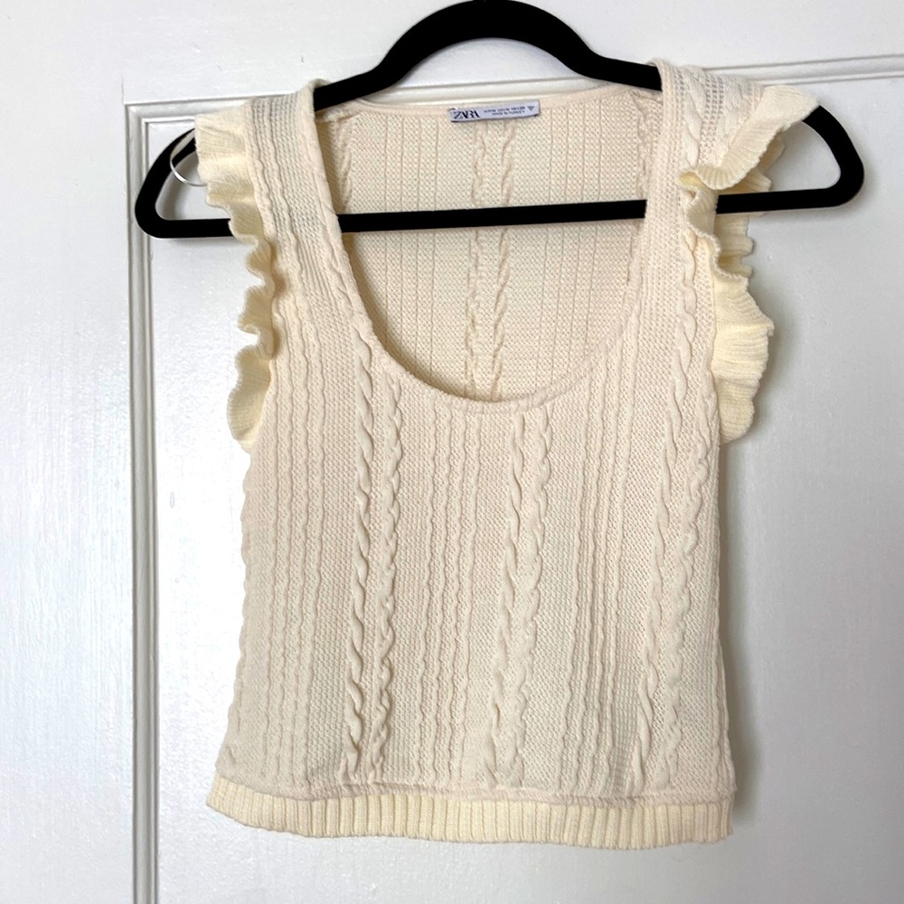 Cream Zara knit crop top. Tags removed but never been worn